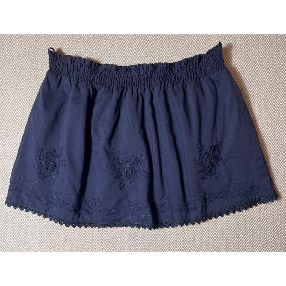 Maggie Jane Navy Blue Embroidered Smocked Waist Mini Skirt Size M